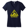vorsicht zuchtbulle funny Women's V-Neck T-Shirt