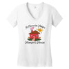 favorite hangout mamaws house Women's V-Neck T-Shirt