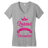 queens are born in december Women's V-Neck T-Shirt