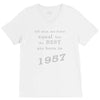 best men are born in 1957   60th birthday V-Neck Tee