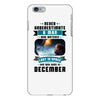 Never Underestimate A Man Who Watches Lost in Space And Was Born in De iPhone 6 Plus/6s Plus Case