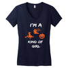 i'm a halloween kind of girl Women's V-Neck T-Shirt