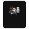 hylian selfie Mousepad