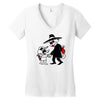 cat vs mouse Women's V-Neck T-Shirt