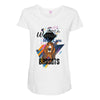 who loves bassets Maternity Scoop Neck T-shirt