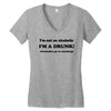 im not an alcoholic im a drunk t shirt x large funny beer pong keg par Women's V-Neck T-Shirt