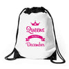 queens are born in december Drawstring Bags