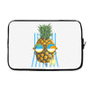 pineapple sunbathe Laptop sleeve
