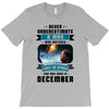 Never Underestimate A Man Who Watches Lost in Space And Was Born in De T-Shirt
