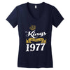 kings are born in 1977 Women's V-Neck T-Shirt