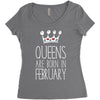 queens are born in february Women's Triblend Scoop T-shirt