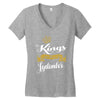 kings are born in september Women's V-Neck T-Shirt