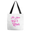 this mom hugs kiss es Tote Bags