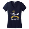 kings are born in january Women's V-Neck T-Shirt