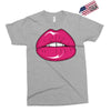 lips shiny Exclusive T-shirt