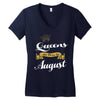 queens are born in august Women's V-Neck T-Shirt