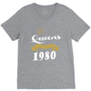 queens are born in 1980 V-Neck Tee