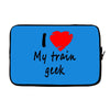i love my train geek Laptop sleeve