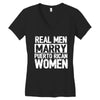 marry puerto rican woman Women's V-Neck T-Shirt