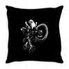 alien movie xenomorph Throw Pillow