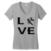 love hairstylist Women's V-Neck T-Shirt