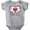 mickey et l'amour en Baby Onesie