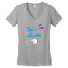 she's so lucky Women's V-Neck T-Shirt