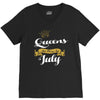 queens are born in july V-Neck Tee