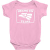 hecho en tejas Baby Bodysuit