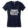photographer shoot someone Women's V-Neck T-Shirt