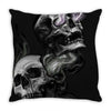 Kuru kafalar Throw Pillow