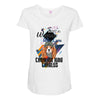 who loves cavalier king charles Maternity Scoop Neck T-shirt