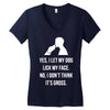 yes, i let my dog lick my face Women's V-Neck T-Shirt