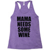 mamma needs some vino divertente Racerback Tank
