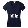chicken fight Women's V-Neck T-Shirt