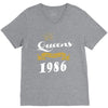 queens are born in 1986 V-Neck Tee