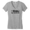 i make good looking kids Women's V-Neck T-Shirt