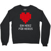 nerd shirt design  herz f&uuml;r nerds computer gaming fun big bang minecr Crewneck Sweatshirt