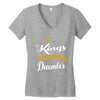 kings are born in december Women's V-Neck T-Shirt
