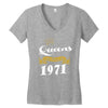 queens are born in 1971 Women's V-Neck T-Shirt