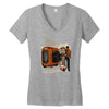 back to jakku Women's V-Neck T-Shirt