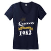 queens are born in 1982 Women's V-Neck T-Shirt
