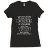 nurse knows whats going on Ladies Fitted T-Shirt