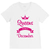 queens are born in december V-Neck Tee