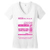 quens are born in december Women's V-Neck T-Shirt