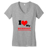 i love my bernina Women's V-Neck T-Shirt