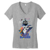 who loves golden retriever. Women's V-Neck T-Shirt