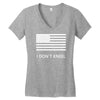 i don't kneel Women's V-Neck T-Shirt