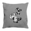 wolverine vs hulk Throw Pillow