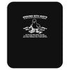 arguing with idiots is like playing chess with a pigeon Mousepad